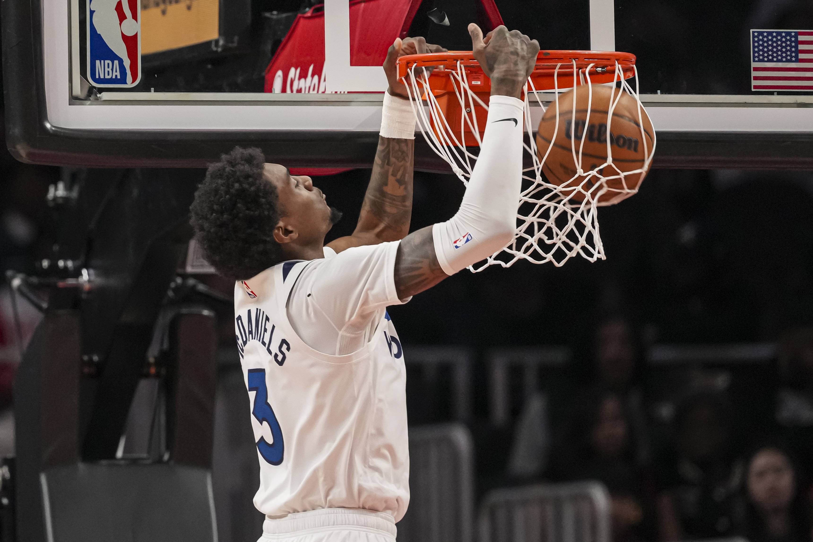 爱游戏官方推荐-包含孟菲斯灰熊战术微调备战NBA季后赛里昂今夜外线爆发，连对手都承认：赛后浙江稠州备战NBA常规赛的词条